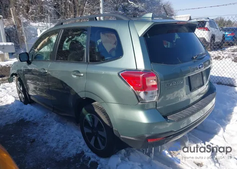 2018 Subaru Forester 2.5I Premium from USA, damaged, VIN JF2SJAGC8JH467926